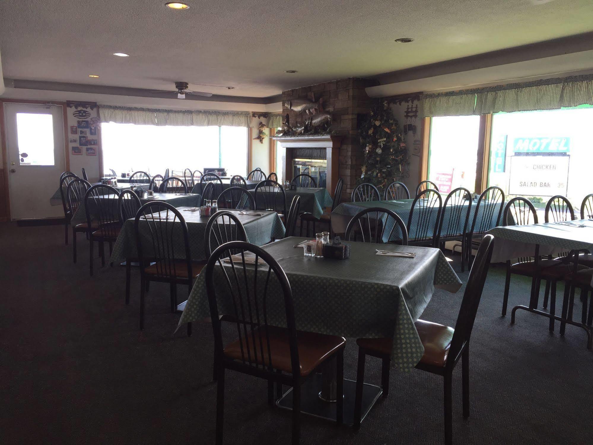 Twin Pines Resort Garrison Eksteriør billede